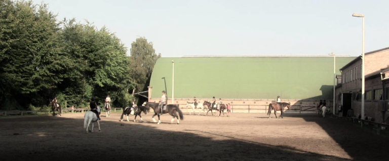 Rideskole-Udendørsbane-GEK